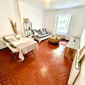 Bel appartement à Villecroze Villecroze